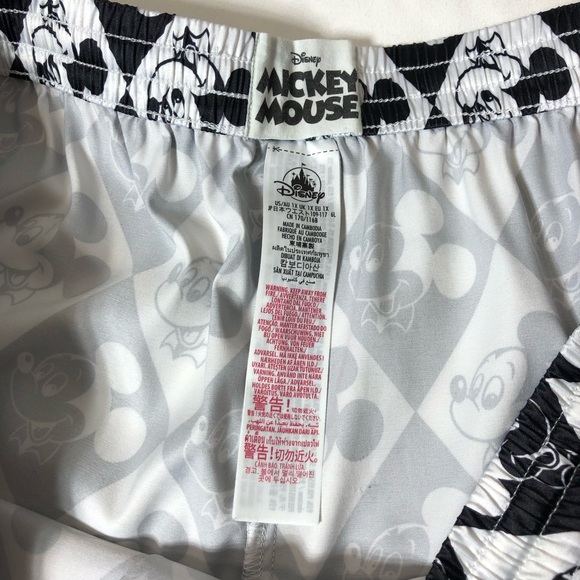 Disney Mickey Satin Drawstring Elastic Waist Pocket Black White Pajama Shorts 1X - Picture 6 of 13